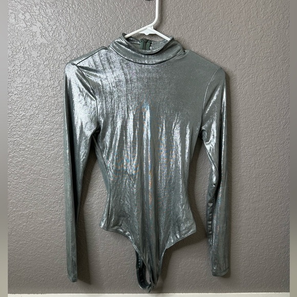 Green metallic bodysuit by Lovers and‎ Friends XXS - Picture 1 of 10